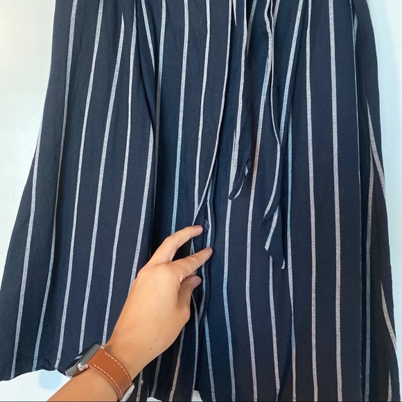 Ann Taylor midi skirt - Picture 2 of 6